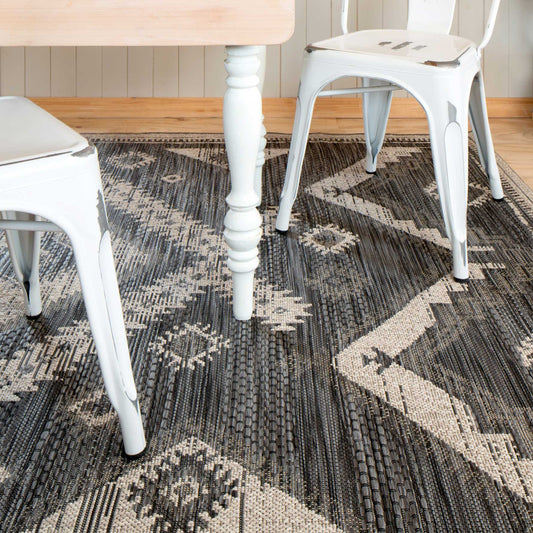 Grey Textured Flatweave Aztec Area Rug