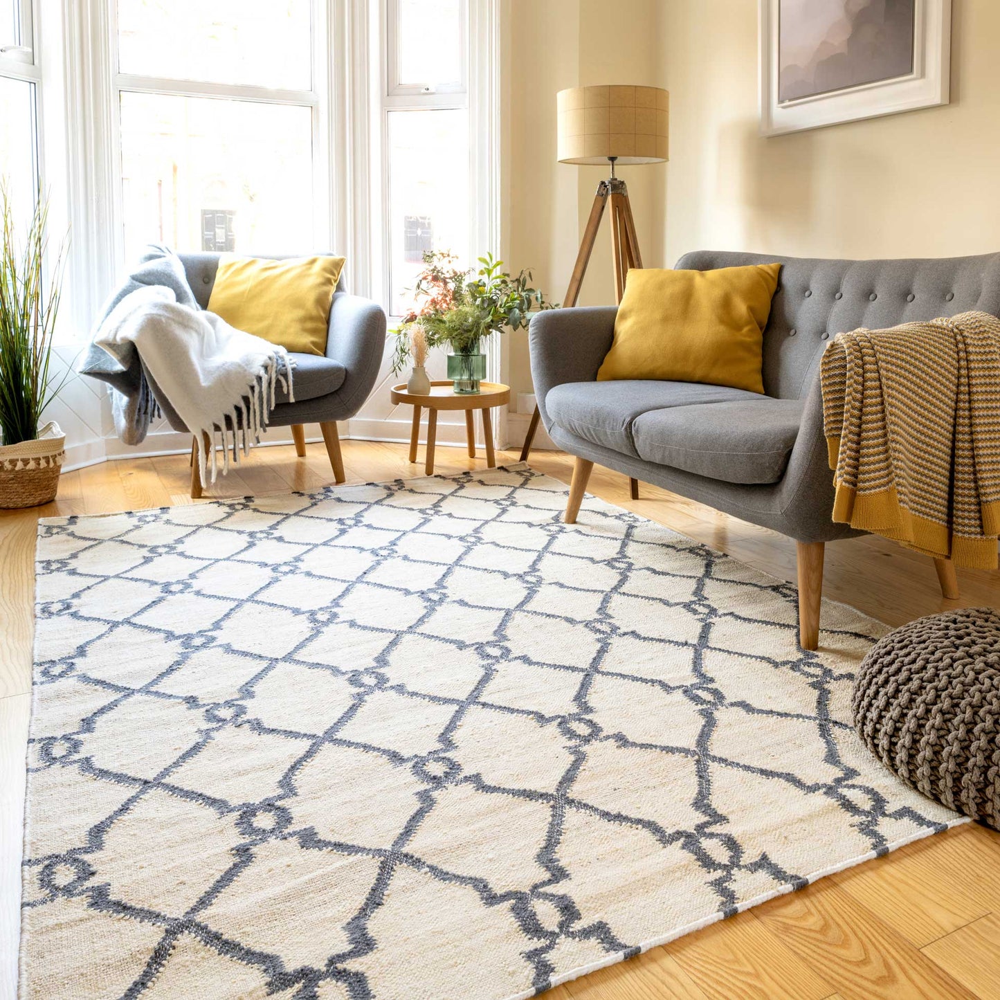 Cream Trellis Natural Jute Area Rug - Trellis