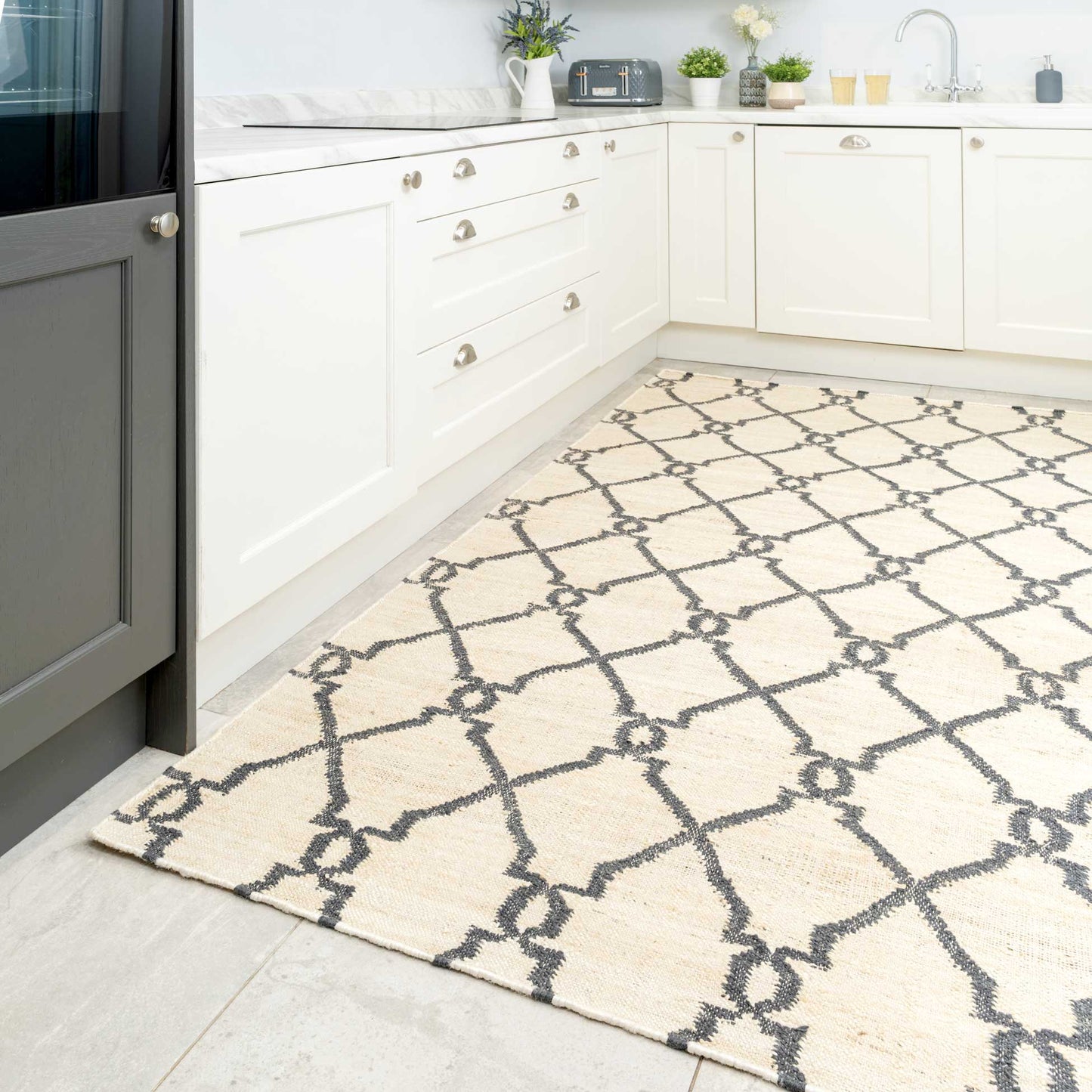 Cream Trellis Natural Jute Area Rug - Trellis